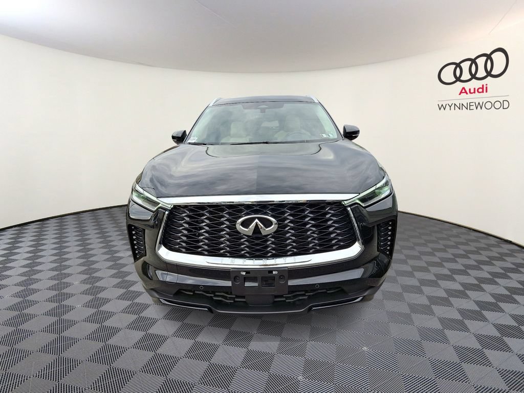 Used 2023 INFINITI QX60 Luxe w/ Performance Audio Package AWD/4WD image 2