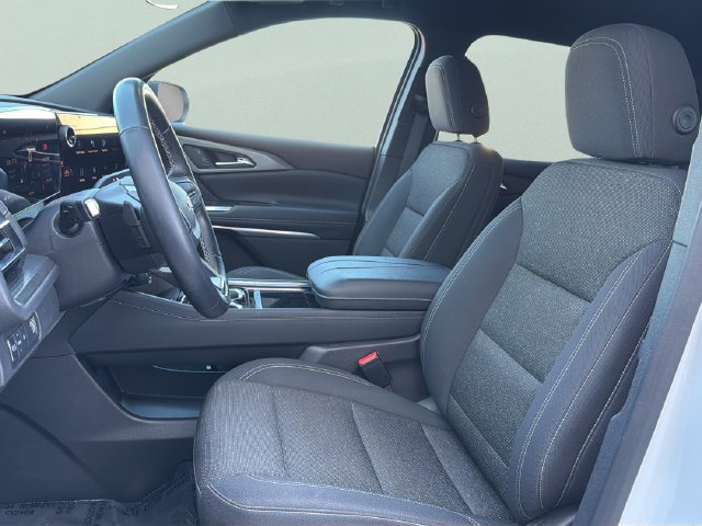 Certified 2024 Chevrolet Traverse LT FWD image 15