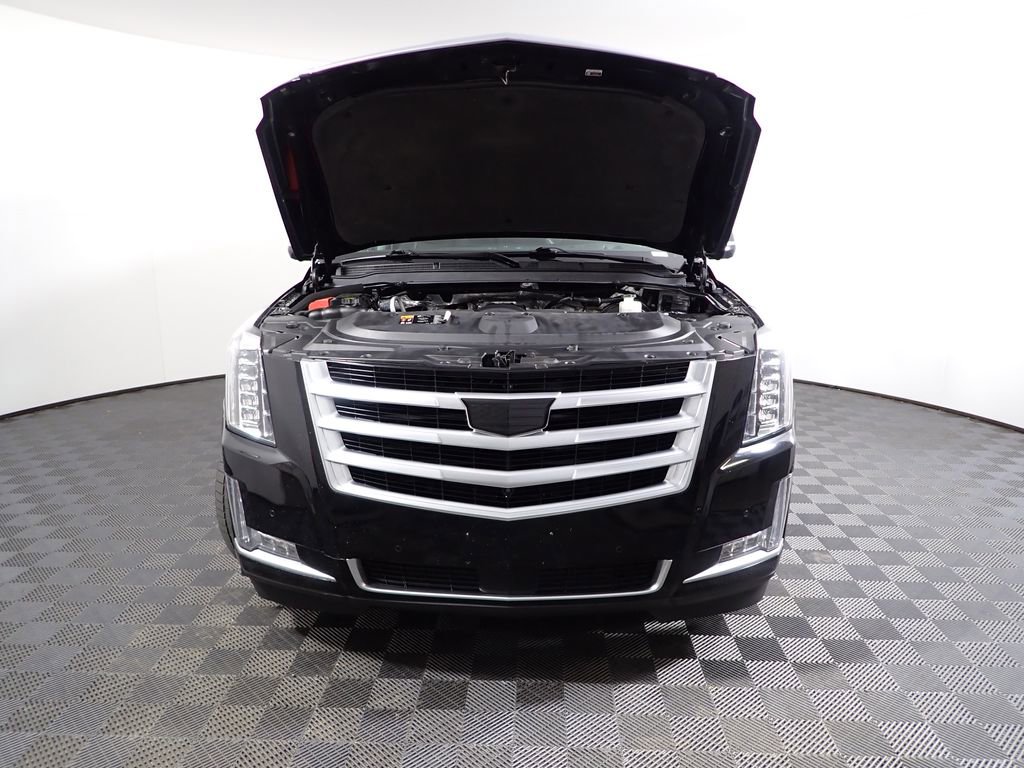 Used 2016 Cadillac Escalade Premium image 12