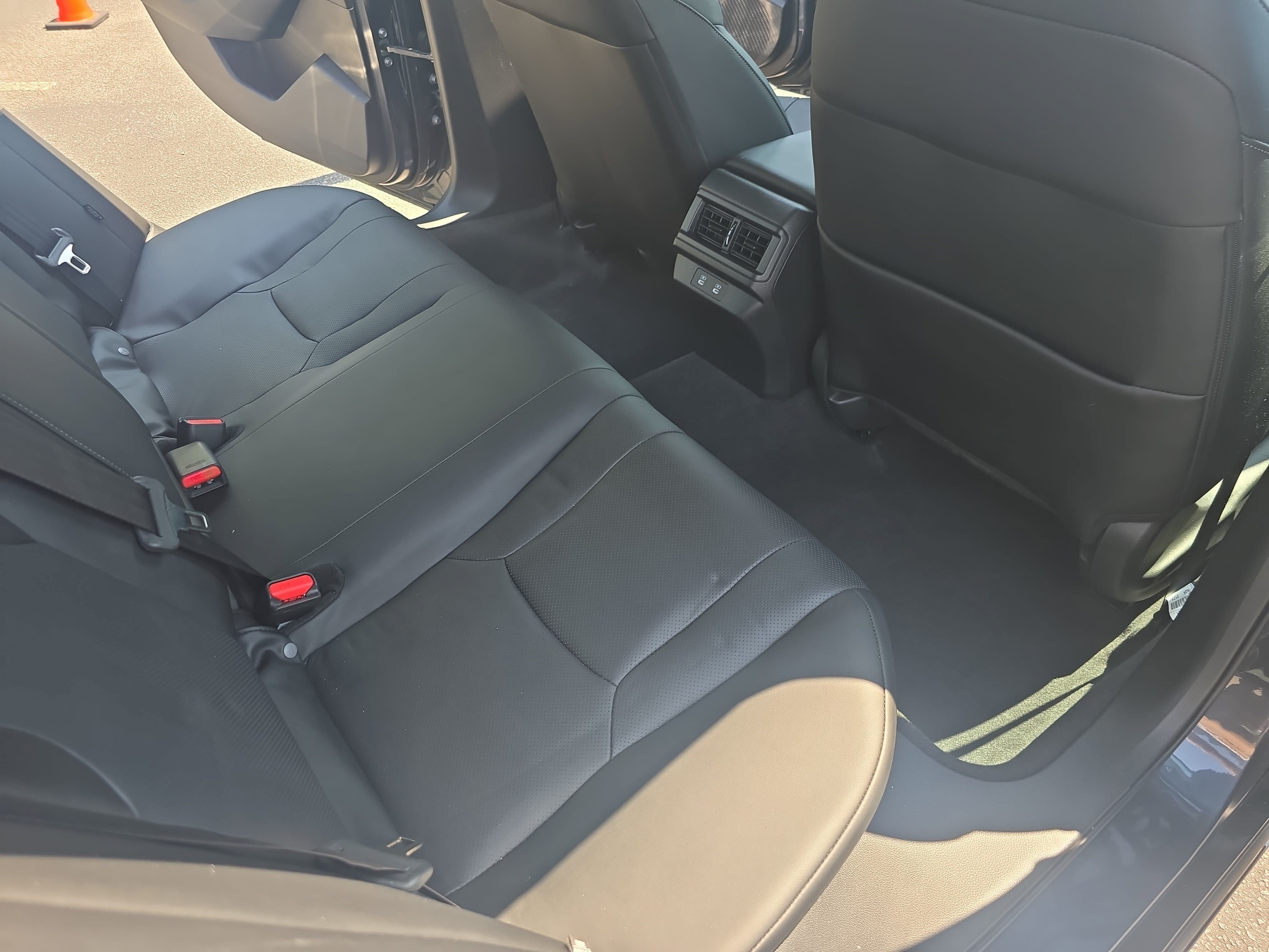 Used 2023 Honda Accord EX-L image 11