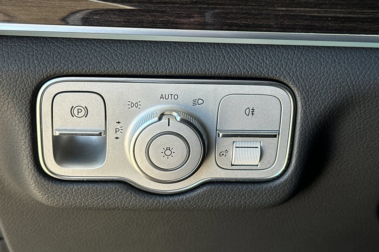 Certified 2022 Mercedes-Benz GLE 350 image 37
