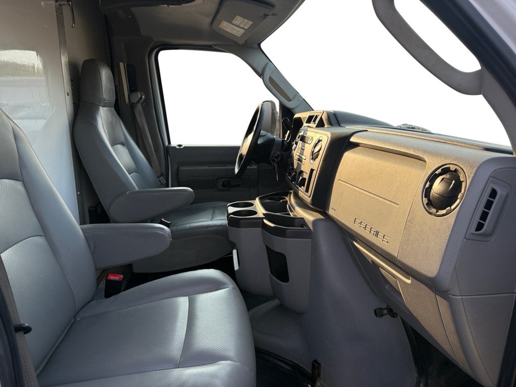 Used 2019 Ford E-350 and Econoline 350 Super Duty w/ Power Windows & Locks Group RWD image 14