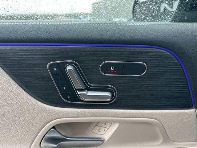 Used 2023 Mercedes-Benz GLB 250 4MATIC image 26