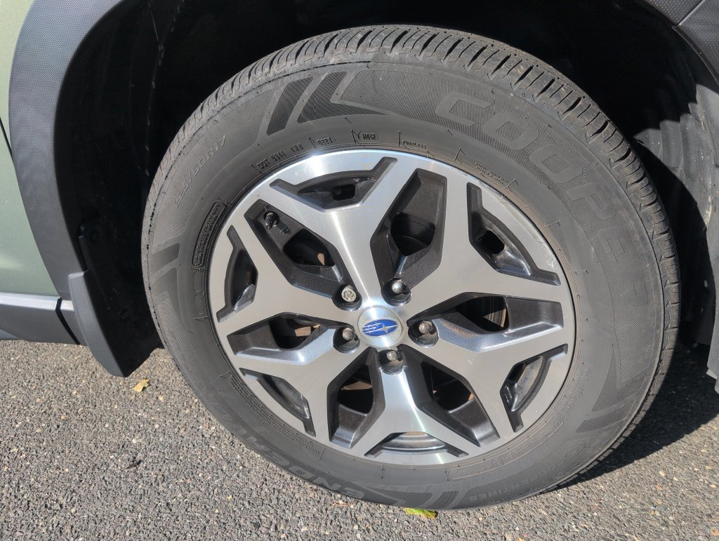 Used 2020 Subaru Forester Premium AWD/4WD image 42