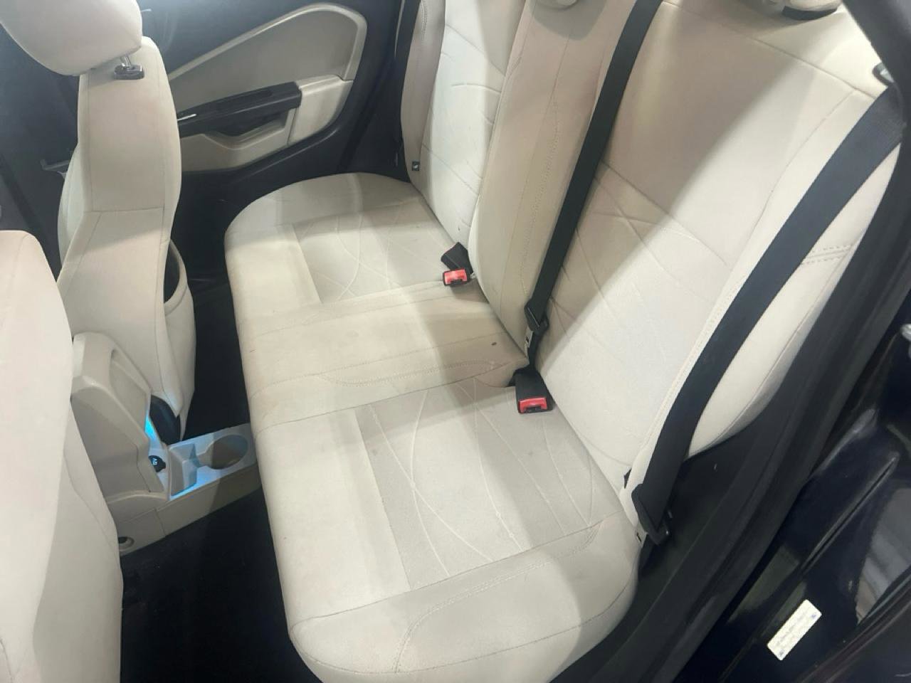 Used 2014 Ford Fiesta SE FWD image 19