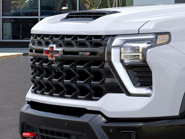 New 2026 Chevrolet Silverado 2500 ZR2 image 13