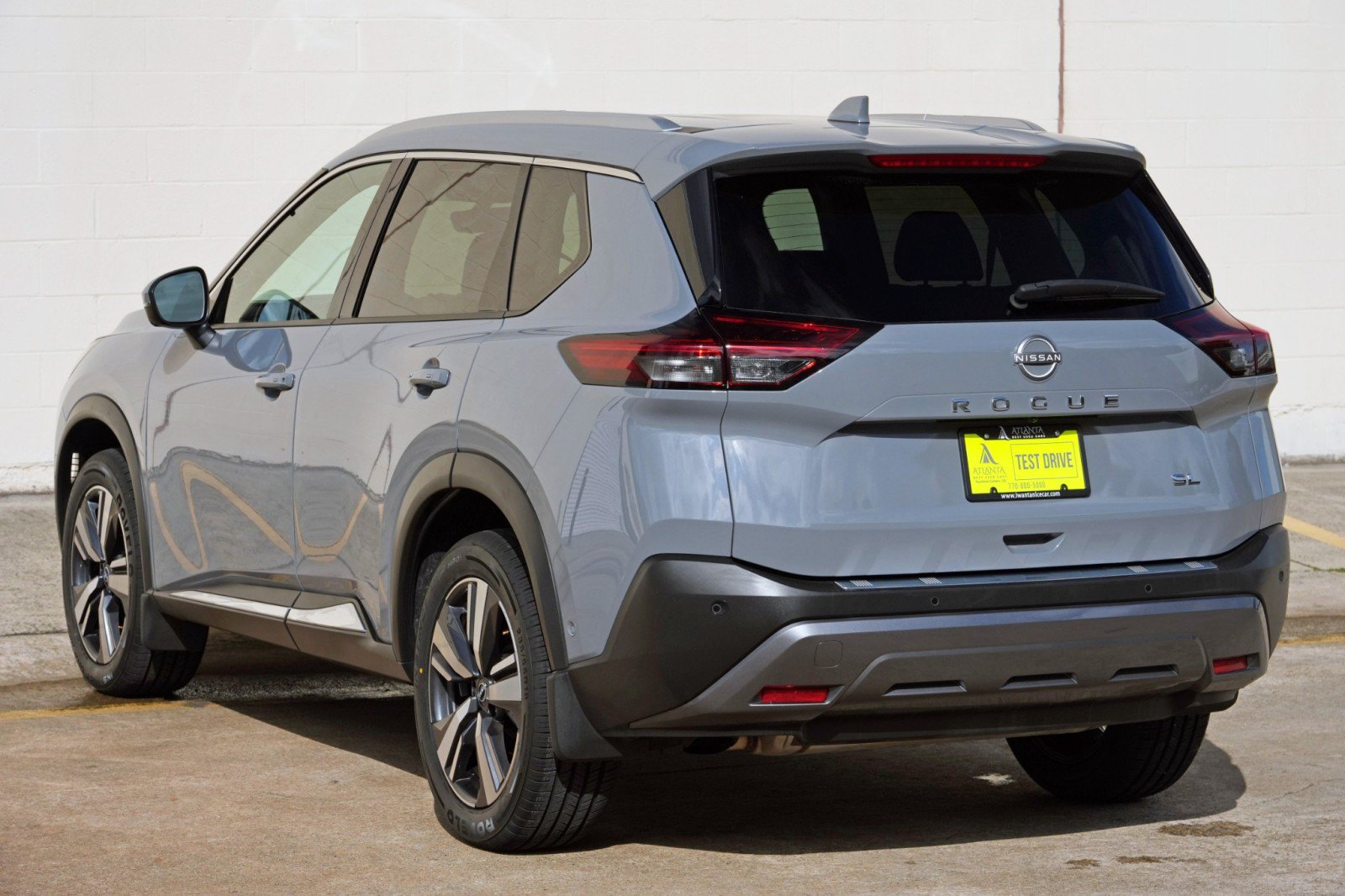 Used 2023 Nissan Rogue SL w/ SL Premium Package FWD image 48