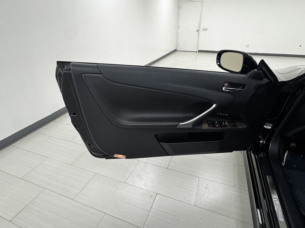 Used 2012 Lexus IS 350C image 17