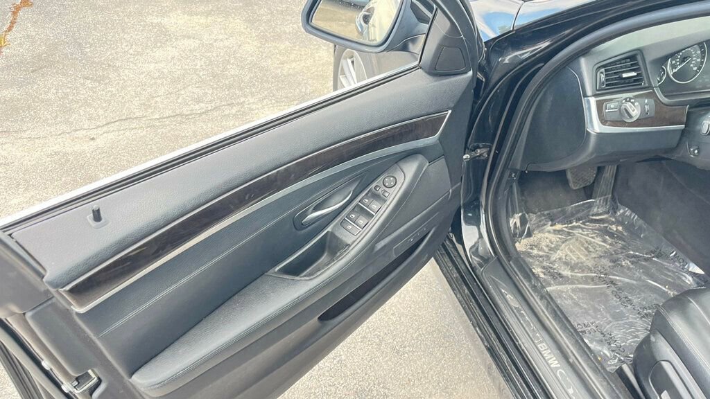 Used 2015 BMW 528i Sedan image 8