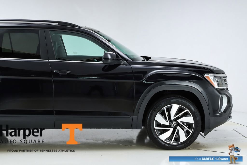 Used 2024 Volkswagen Atlas SE w/ Panoramic Sunroof Package FWD image 52