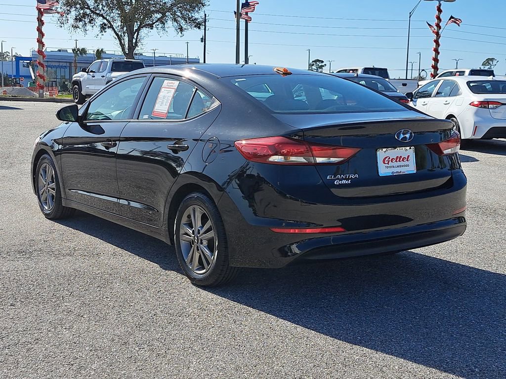 Used 2017 Hyundai Elantra SE w/ SE A/T Tech Package 03 image 4