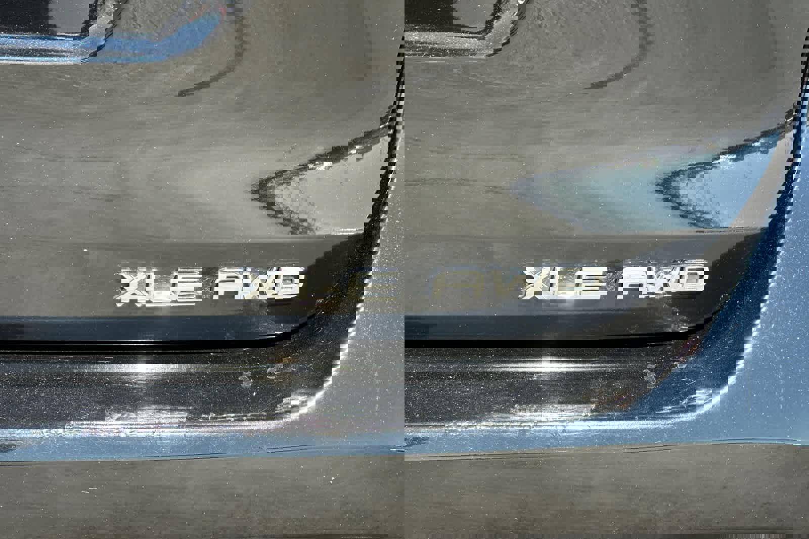 Used 2024 Toyota Highlander XLE image 32