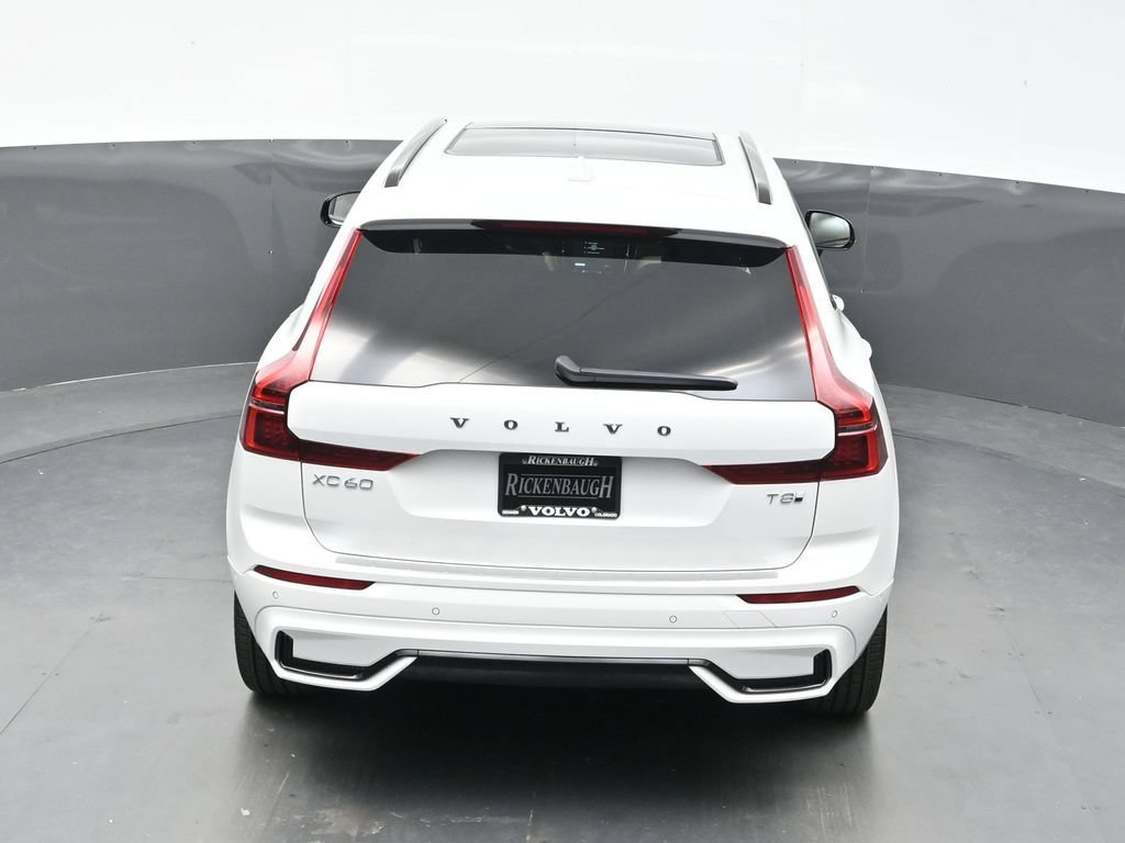 New 2026 Volvo XC60 T8 Plus w/ Climate Package PRO AWD/4WD image 35