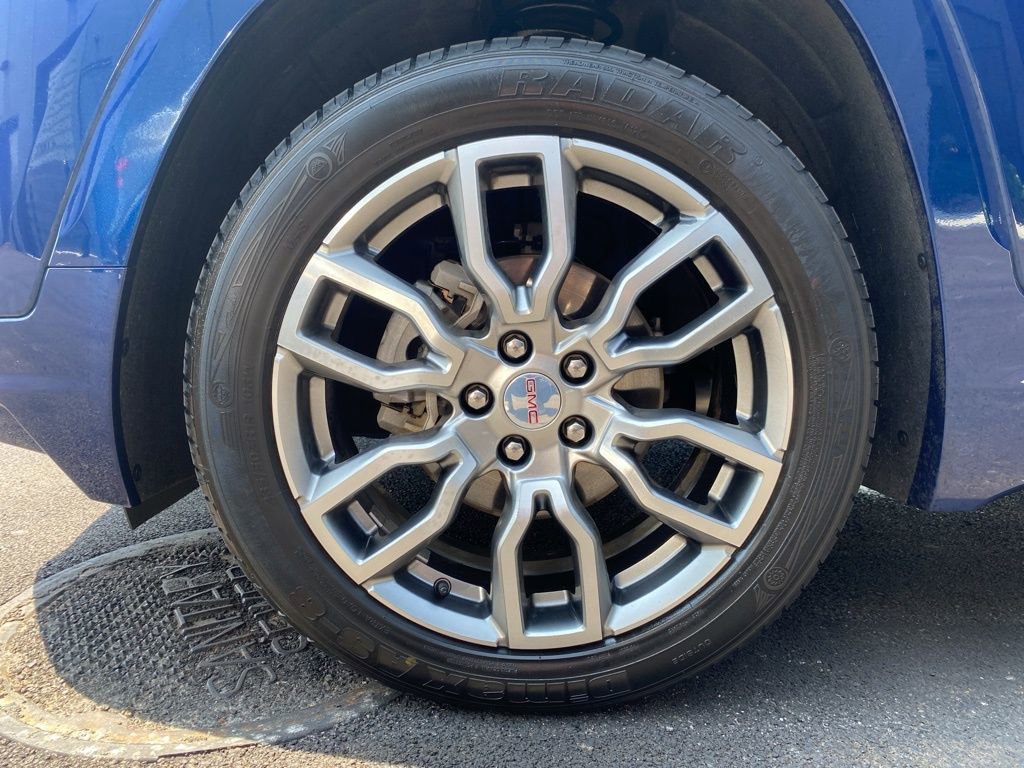 Used 2023 GMC Terrain Denali image 33