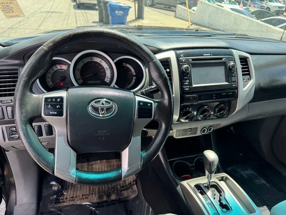 Used 2013 Toyota Tacoma PreRunner w/ SR5 Pkg RWD image 11