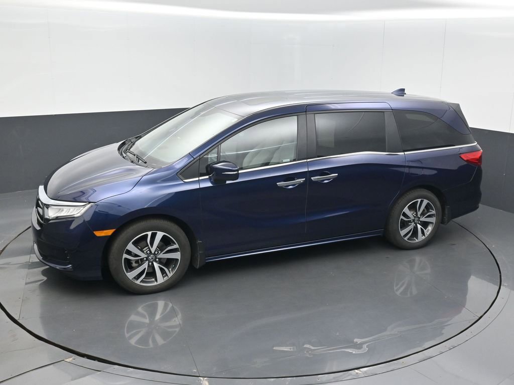 Certified 2024 Honda Odyssey Touring image 12