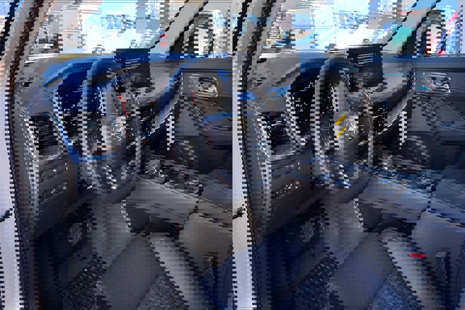 New 2026 Nissan Rogue Platinum image 8