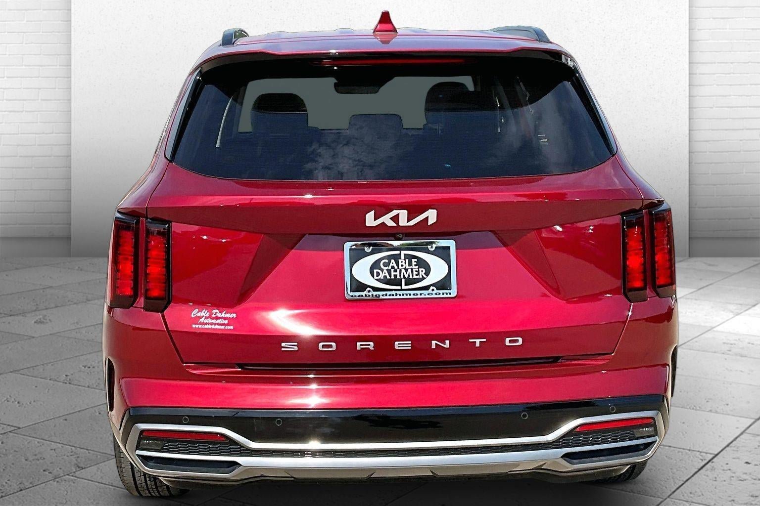 Used 2022 Kia Sorento S FWD image 6