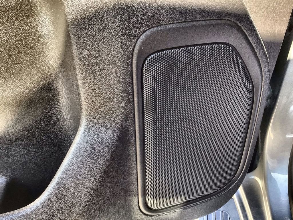 Used 2021 GMC Sierra 1500 SLT image 25