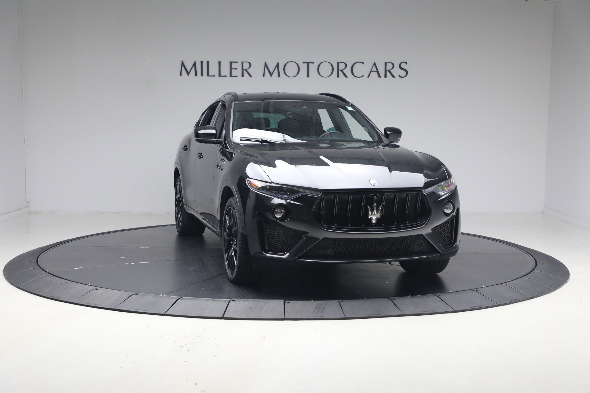 Certified 2023 Maserati Levante Modena S AWD/4WD image 10