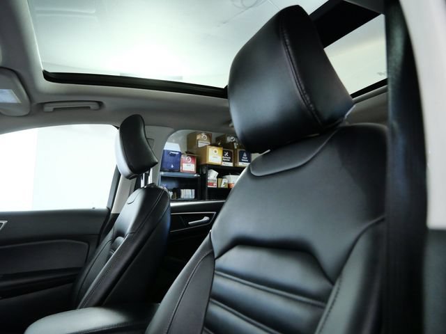 Certified 2024 Ford Edge SEL w/ Convenience Package AWD/4WD image 18