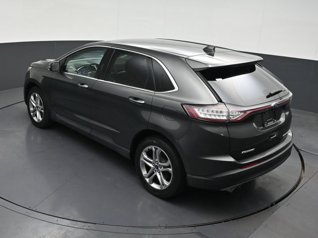Used 2018 Ford Edge Titanium FWD image 22