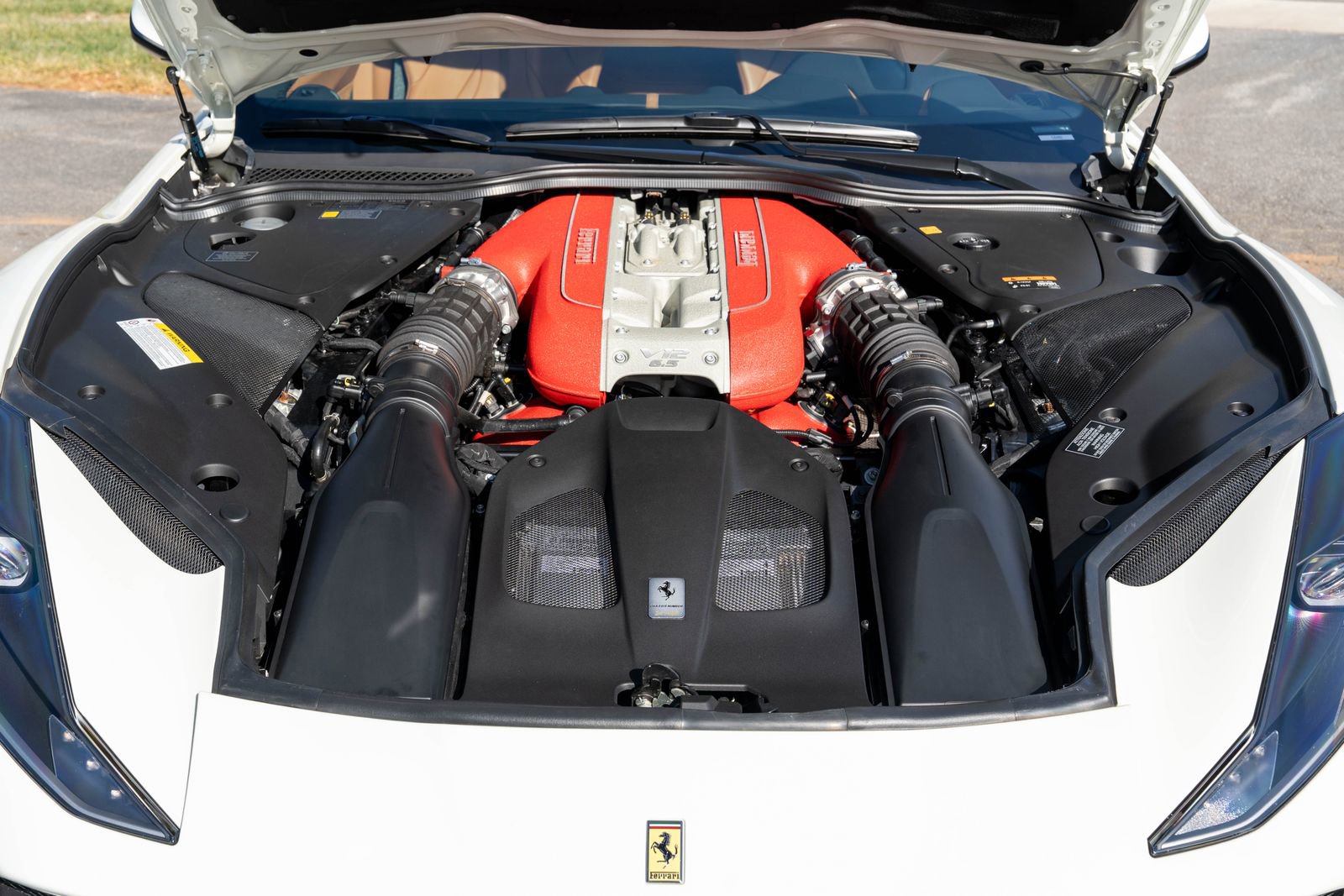 Certified 2019 Ferrari 812 Superfast image 21