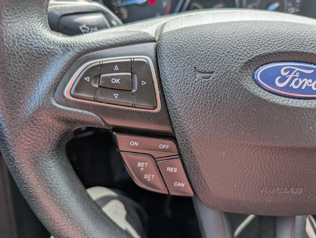 Used 2016 Ford Focus SE FWD image 19