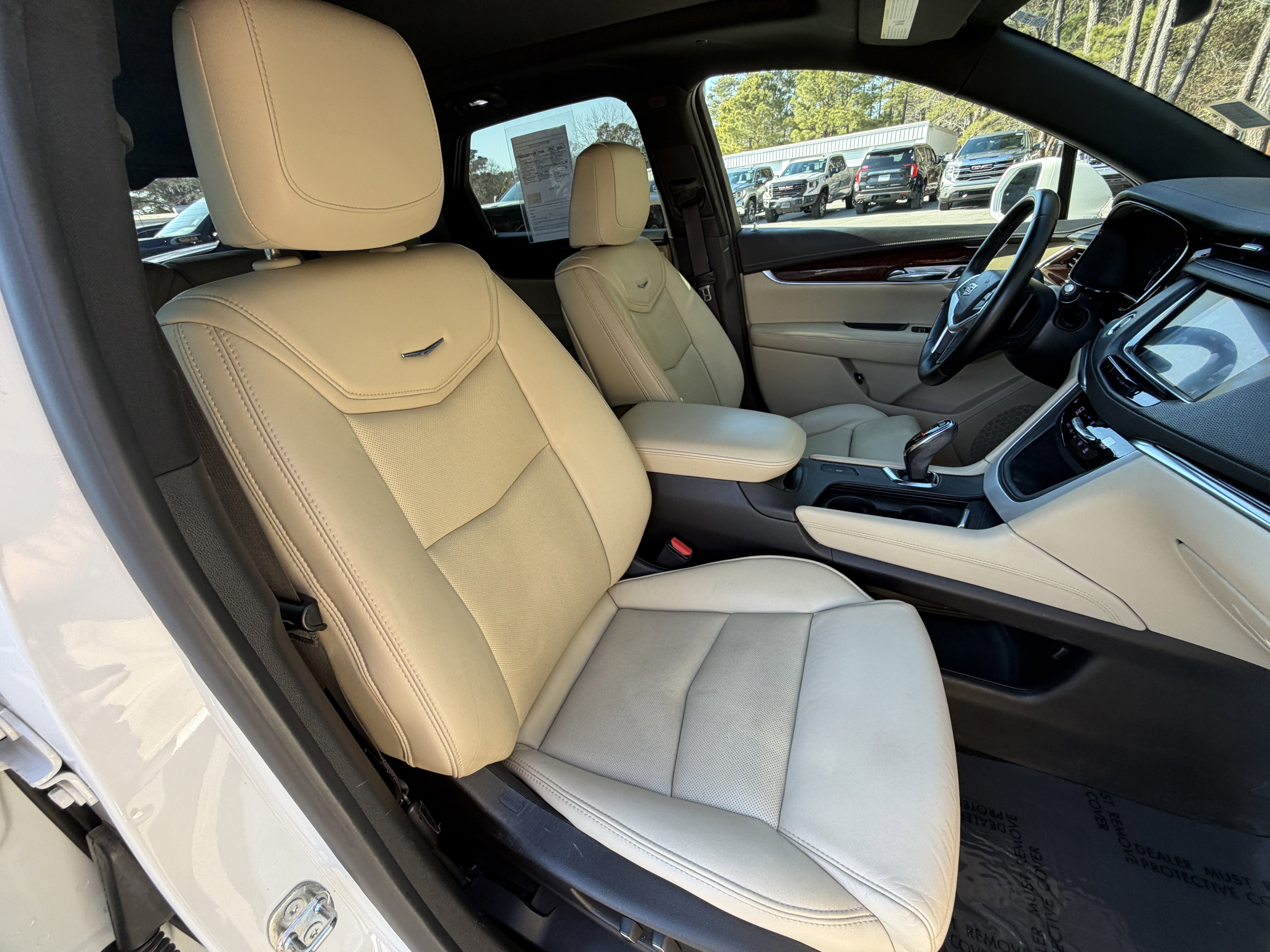 Used 2017 Cadillac XT5 Luxury w/ LPO, Wheel Lock Package image 21