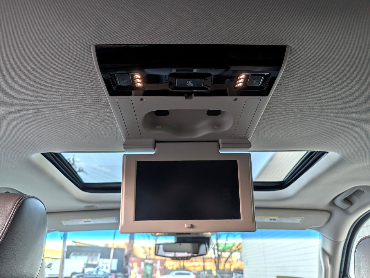 Used 2018 GMC Yukon XL Denali w/ Denali Ultimate Package image 22