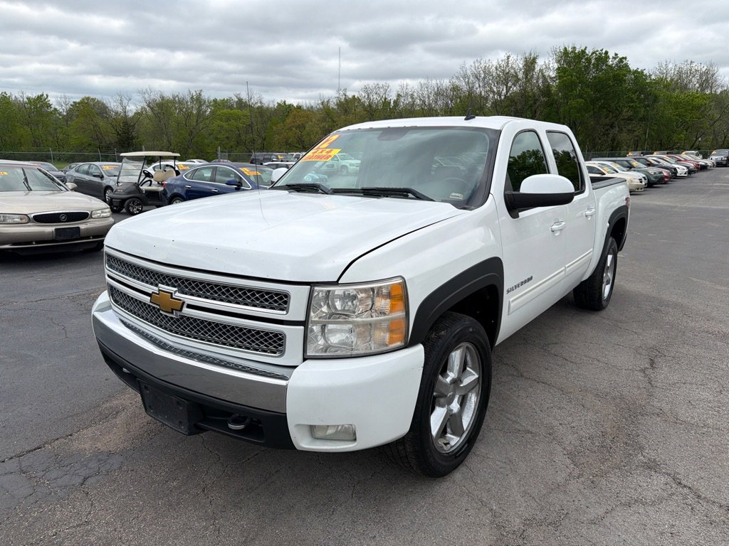Used 2012 Chevrolet Silverado 1500 LTZ w/ LTZ Plus Package AWD/4WD image 2