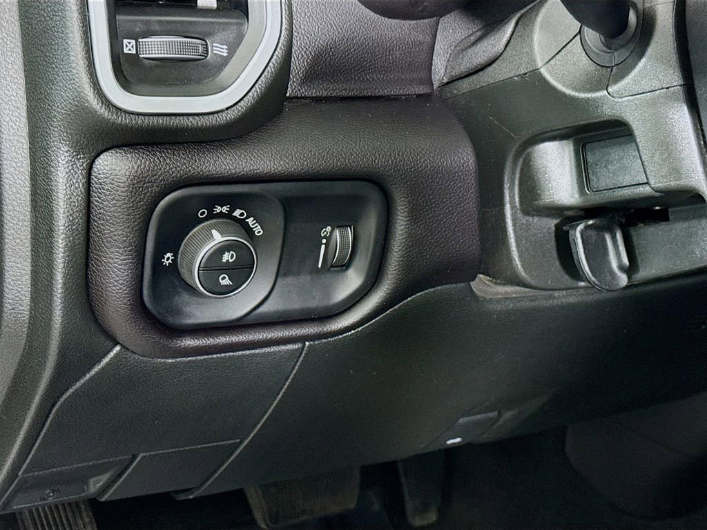 Used 2024 RAM 3500 Big Horn image 19