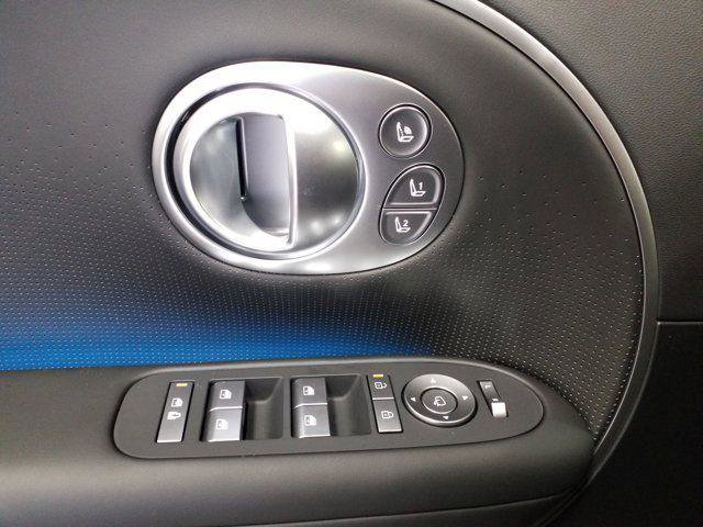 New 2026 Hyundai Ioniq 9 Calligraphy image 13