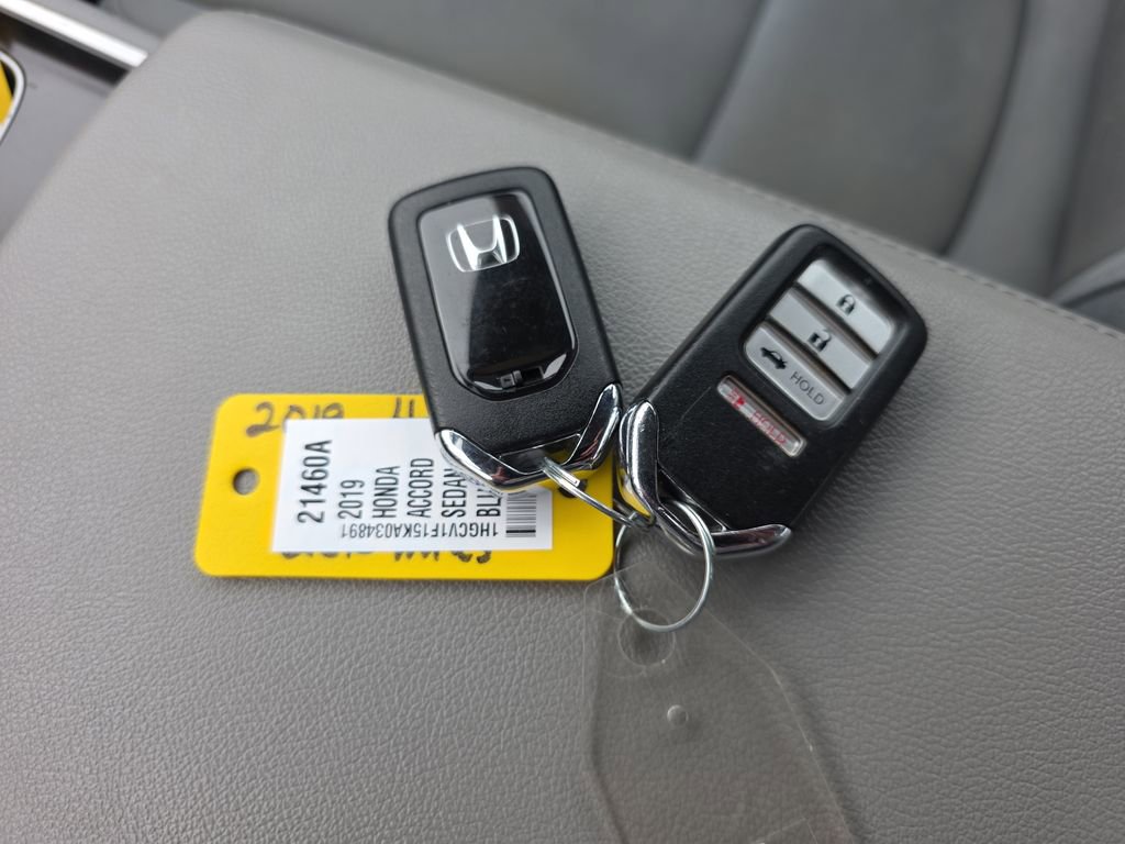 Used 2019 Honda Accord LX image 29