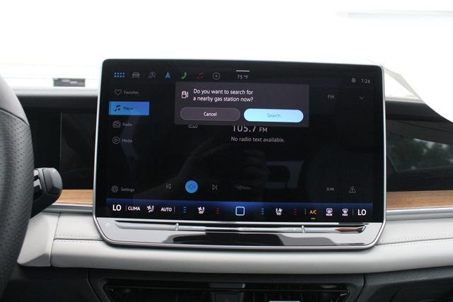 New 2026 Volkswagen Tiguan SEL R-Line AWD/4WD image 17