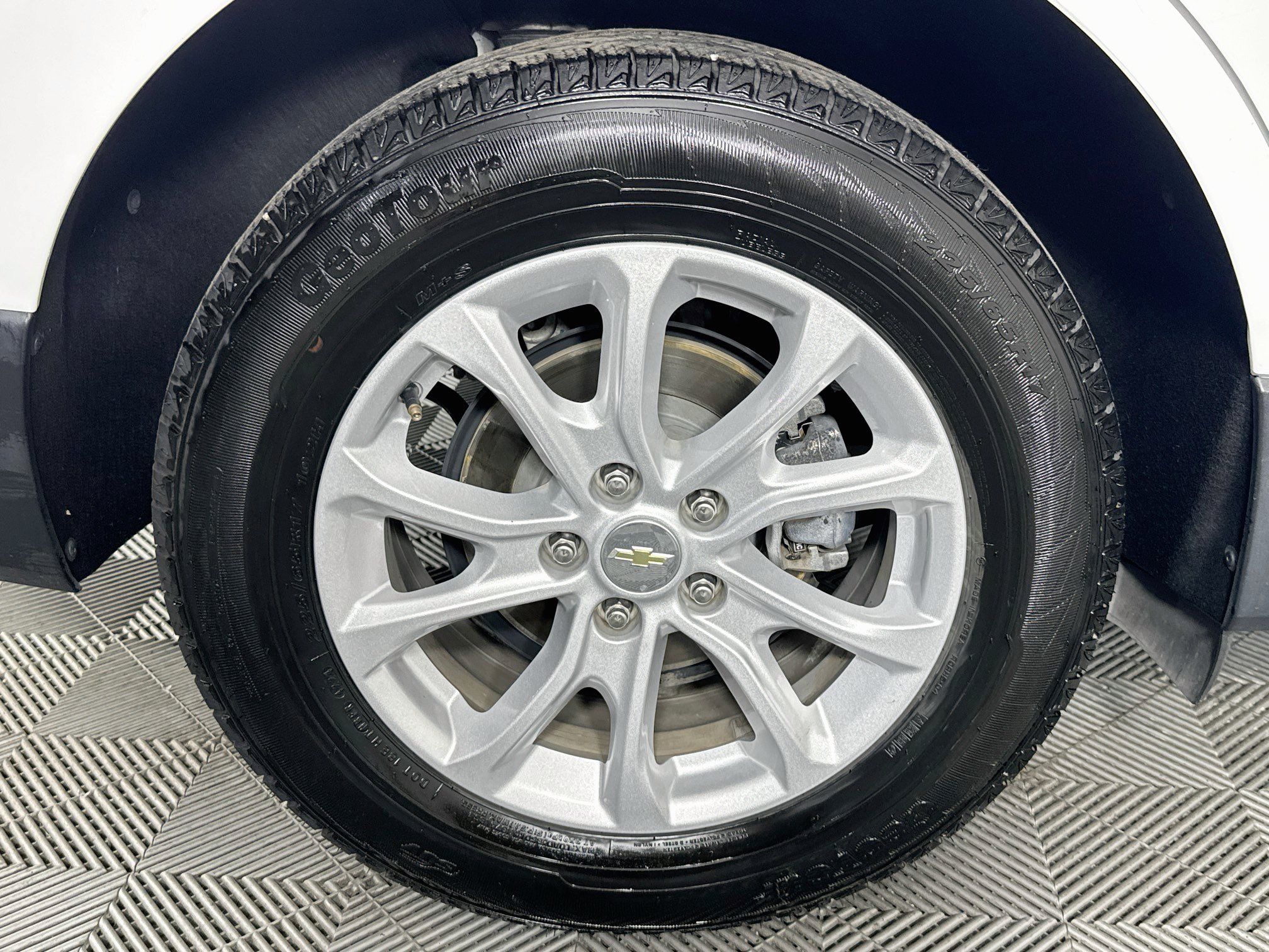Used 2021 Chevrolet Equinox LT FWD image 58