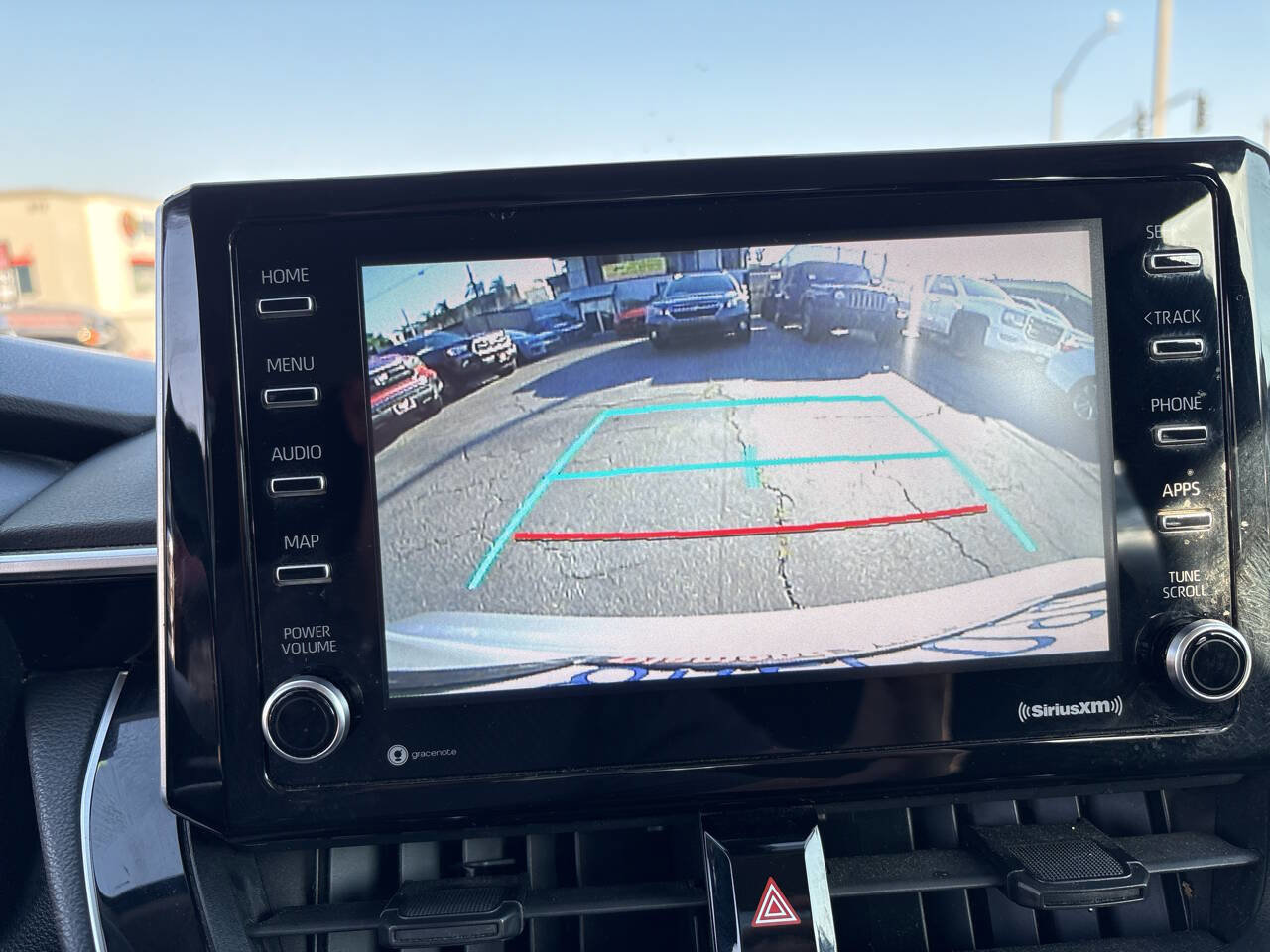 Used 2021 Toyota Corolla LE image 19