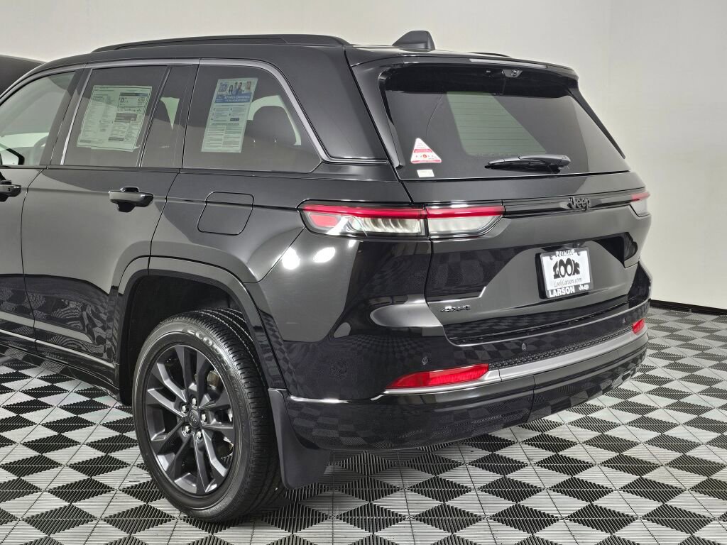 New 2026 Jeep Grand Cherokee Limited image 14