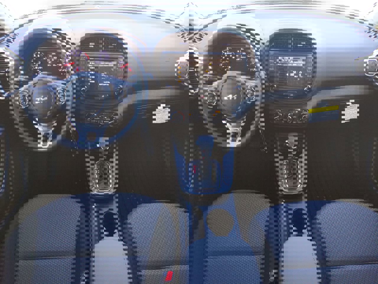 Certified 2022 Kia Soul LX image 12