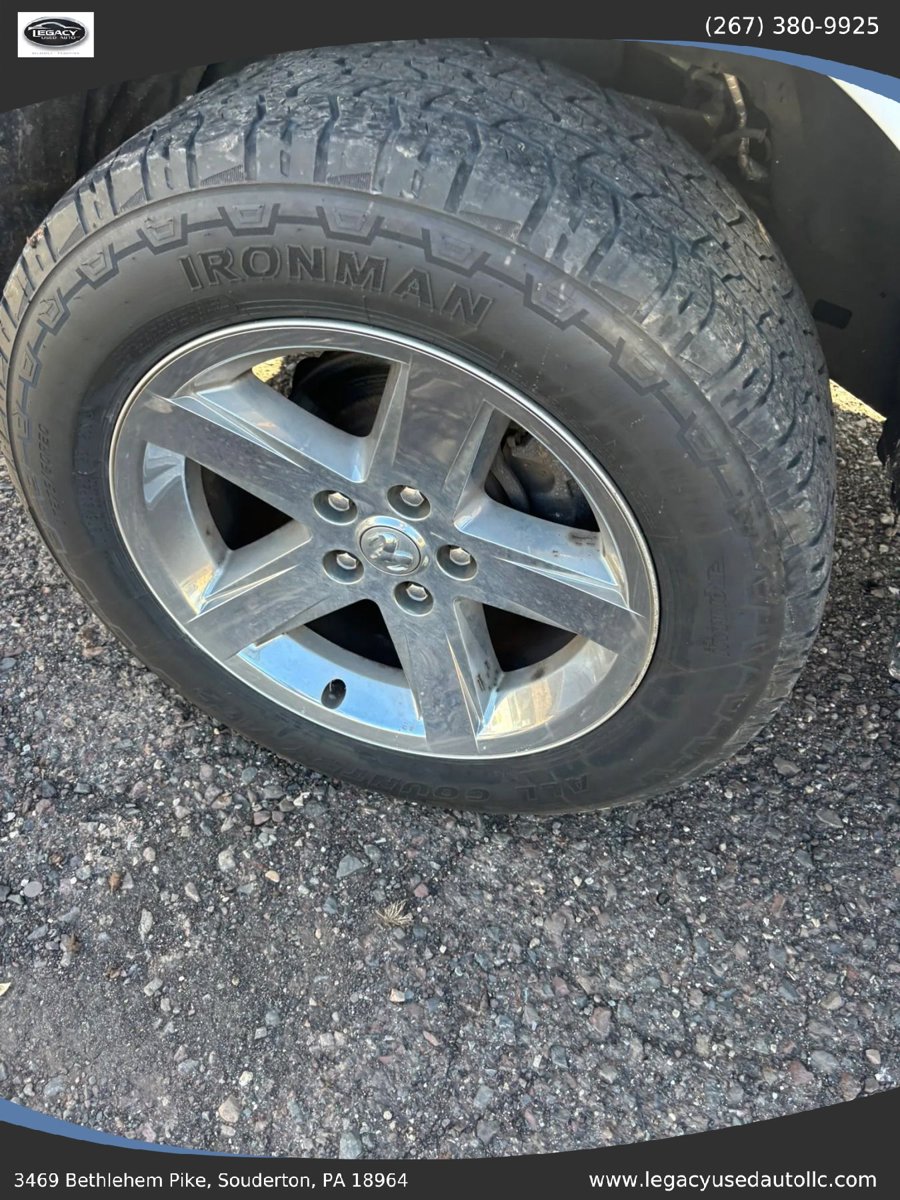 Used 2018 RAM 1500 Express w/ Express Value Package AWD/4WD image 37