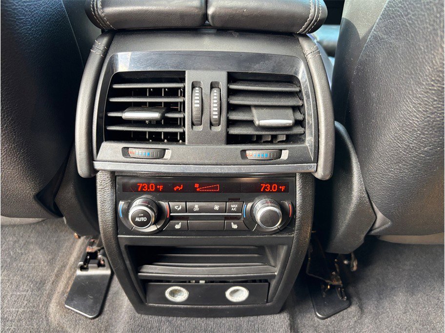 Used 2016 BMW X5 M image 46