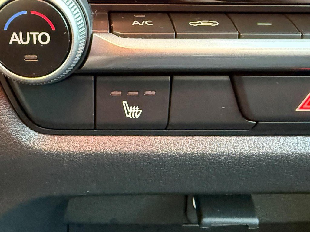 Used 2025 MAZDA CX-50 AWD 2.5 S w/ Premium Package image 24