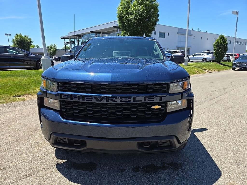 Used 2020 Chevrolet Silverado 1500 Custom w/ Custom Value Package AWD/4WD image 12