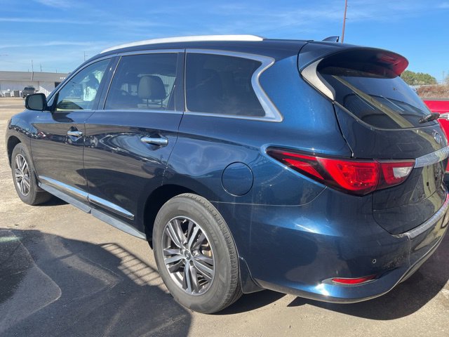 Used 2017 INFINITI QX60 AWD w/ Premium Plus Package image 4