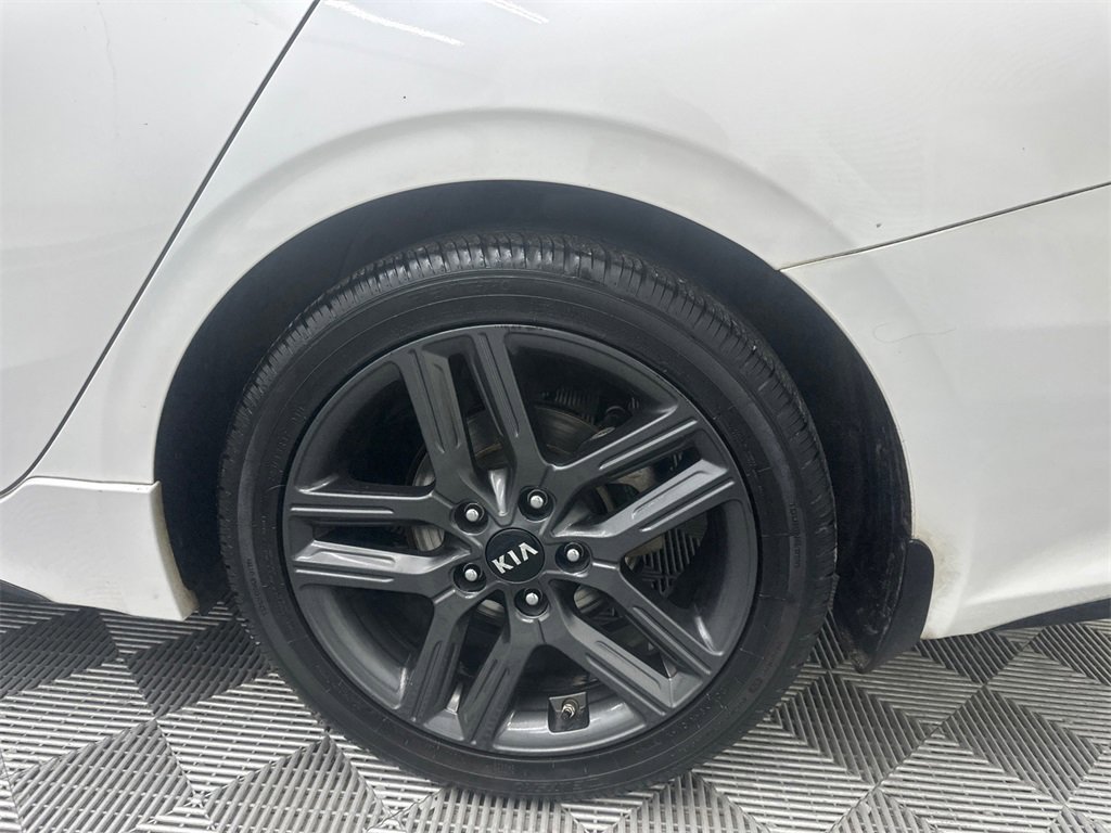 Used 2021 Kia Forte GT-Line image 19