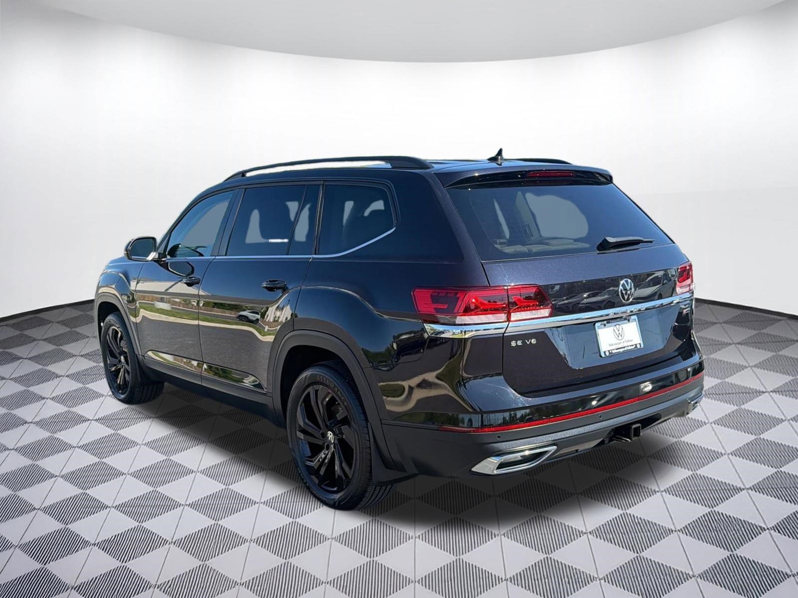 Used 2022 Volkswagen Atlas SE AWD/4WD image 3