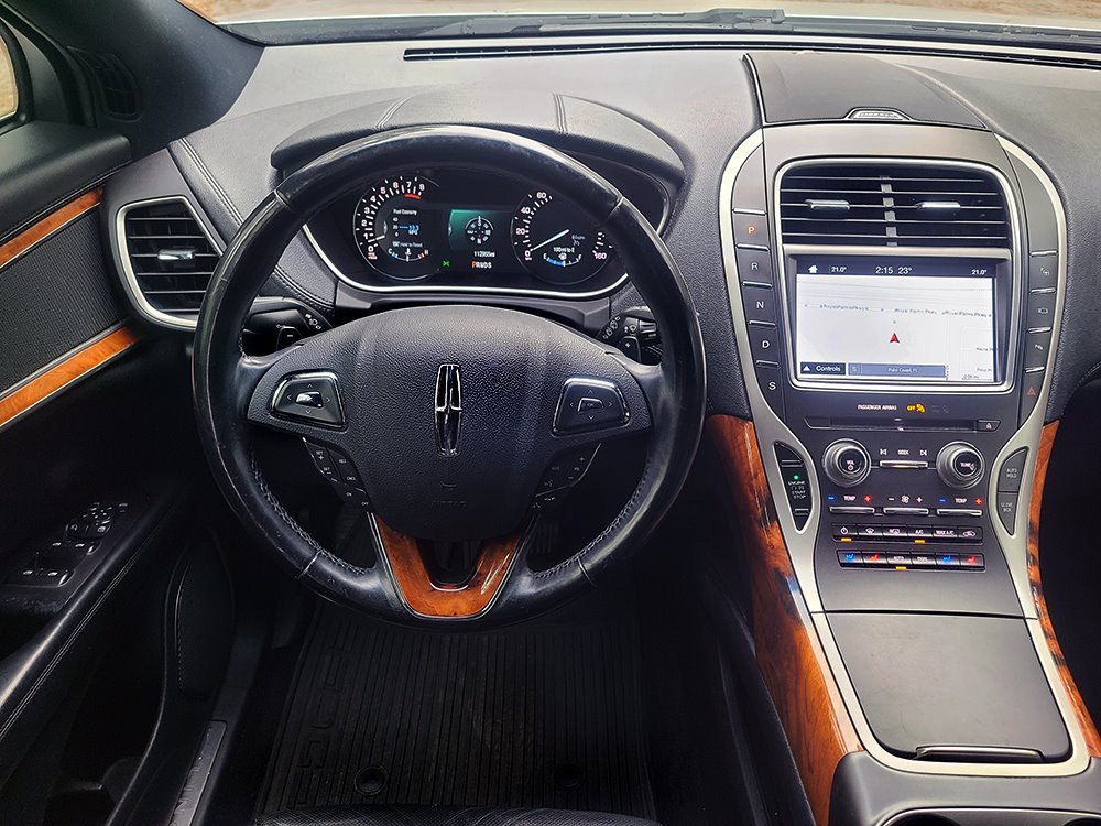 Used 2017 Lincoln MKX Reserve image 32