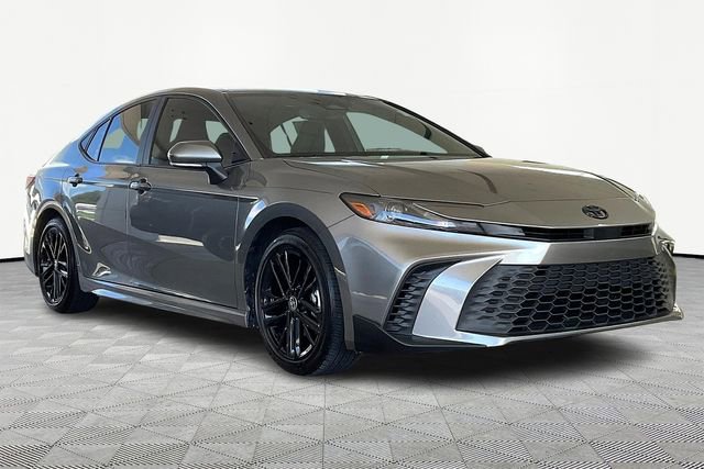 Used 2025 Toyota Camry SE