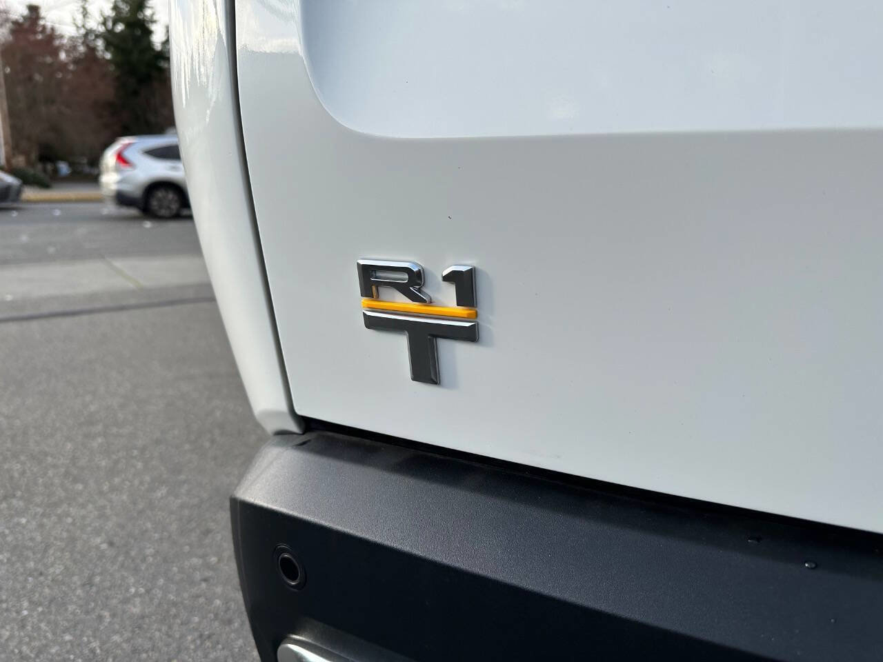Used 2022 Rivian R1T Launch Edition image 6