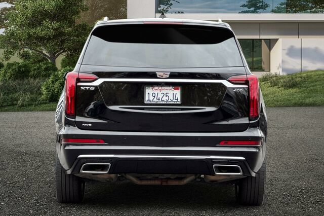 Used 2024 Cadillac XT6 Premium Luxury AWD/4WD image 5